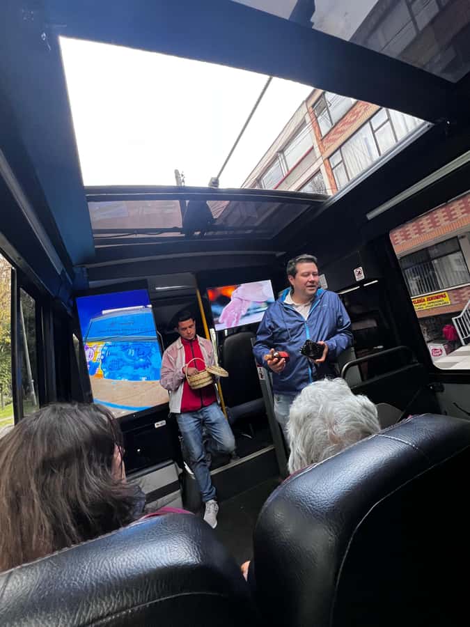 3-in-1 Panoramic city tour Bogotá-beyond the traditional - Casa de Betty la Fea and the Ugly Betty pop-culture moment