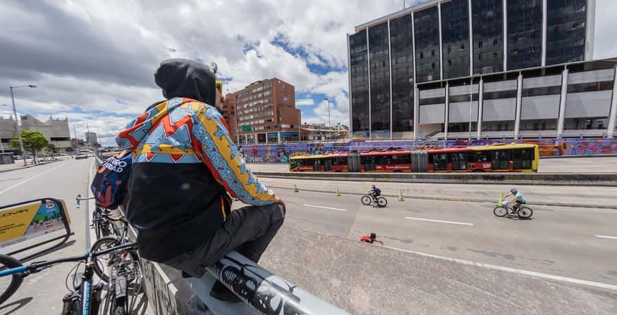 Biking in Full Color: Urban Art Bike Tour - Starting in La Candelaria: the red wall meet-up and first artwork cues