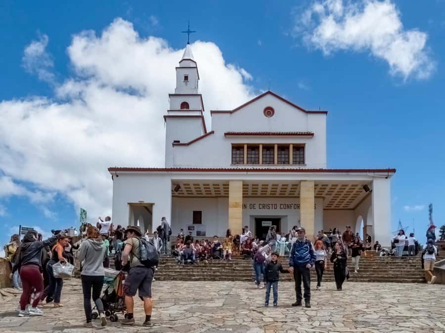 Bogotá: City tour Monserrate, emerald and gold museum & more - A 6-hour Bogotá loop that makes sense (and doesn’t drag)