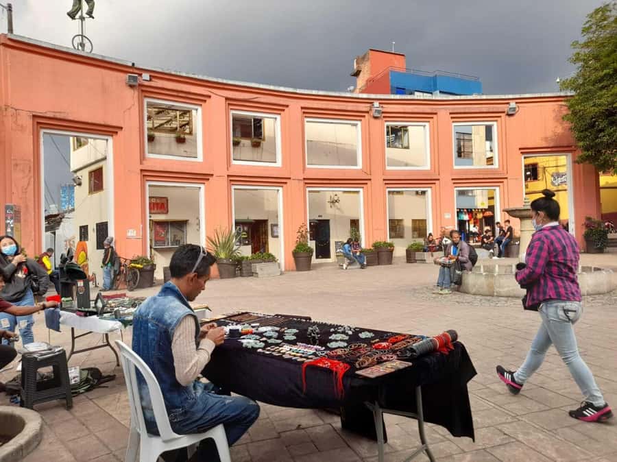 Bogotá: City tour Monserrate, emerald and gold museum & more - Timing, closures, and the small rules that matter