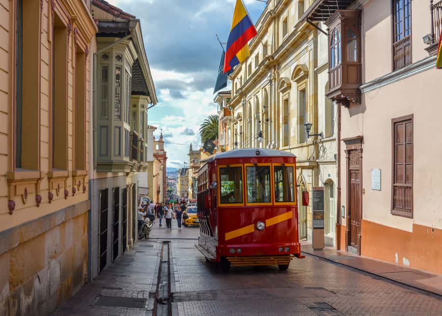 Bogotá City Tour with Monserrate, Gold and Botero Museums - Museo del Oro: ancient metalwork, explained in human terms
