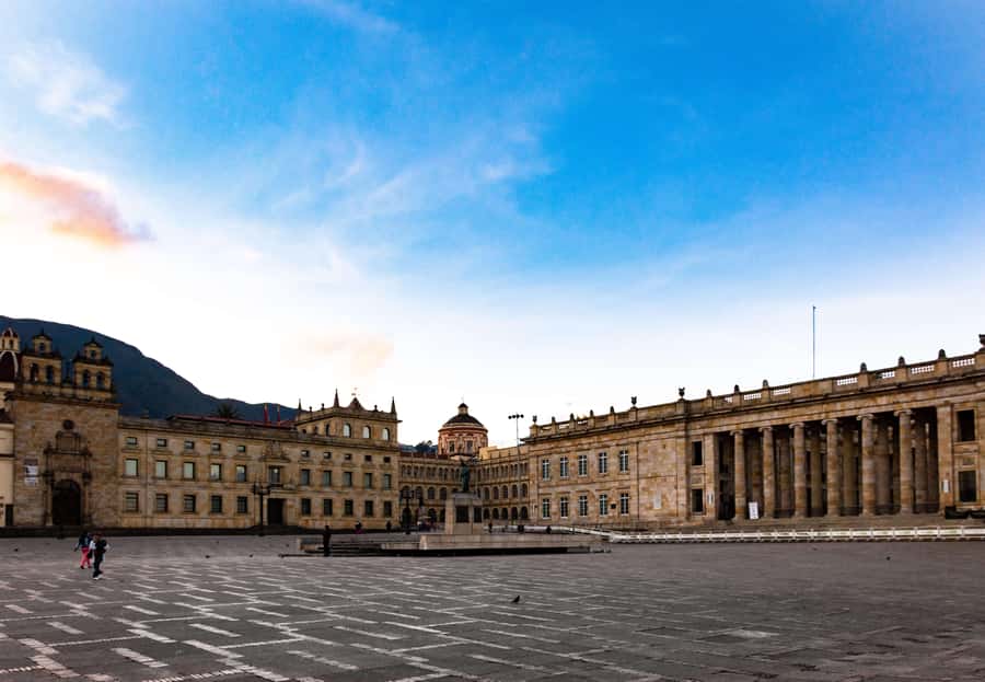 Bogotá: City Tour with Monserrate Hill, transfers and guide - Transfers and timing: how to avoid a rushed-feeling day