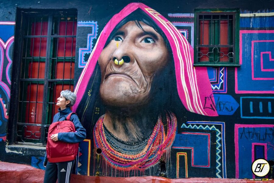 Bogota: Downtown City and Monserrate Hill Private Tour - Bolívar Square: Colombia’s administrative core, explained with real-life context