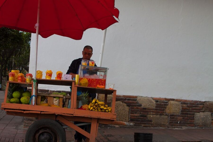 Bogotá: Grand City Tour with Monserrate, Usaquén and Lunch - Price and logistics: What you’re paying for at $251 per person