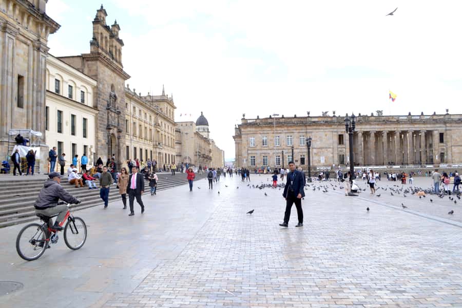 Bogotá: Guided La Candelaria Walking Tour - Key highlights to watch for