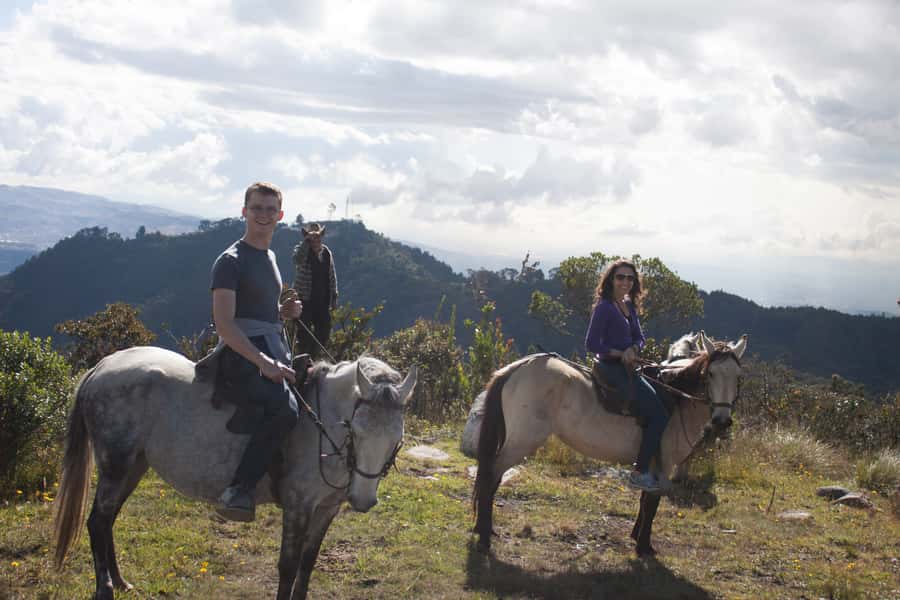 Bogota: Horseback Riding Tour - Getting There: The 40-Minute Southeast Drive From Bogotá
