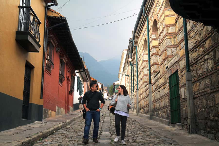 Bogota: La Candelaria Highlights Walking Tour - Getting started at Café Pasaje (and why that matters)