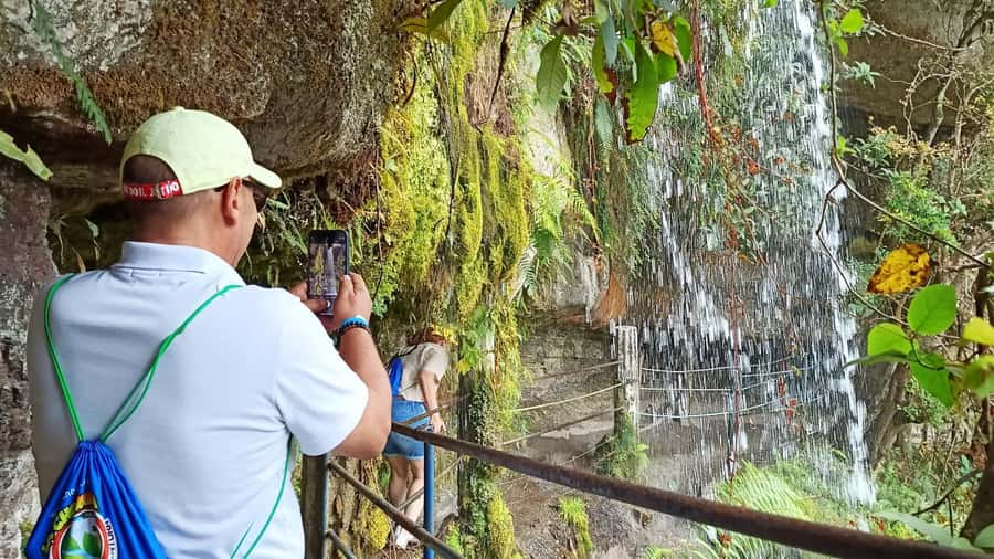 Bogota: La Chorrera Waterfall Guided Hike and Guadalupe Hill - Key highlights at a glance