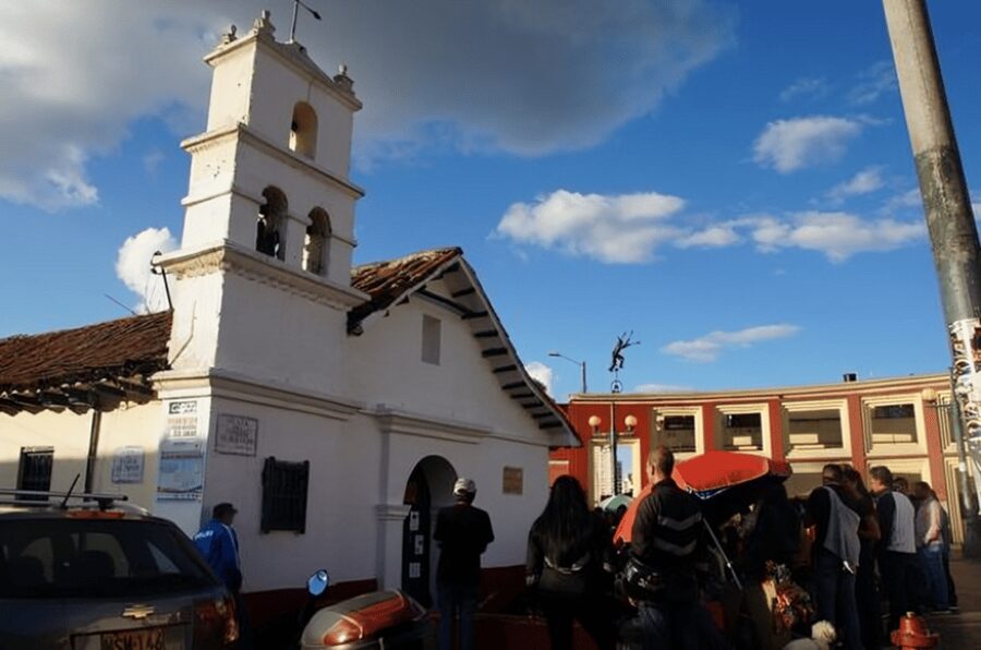 Bogota : Must-See Sites Walking Tour With a Guide - Price and What You’re Really Getting for $14