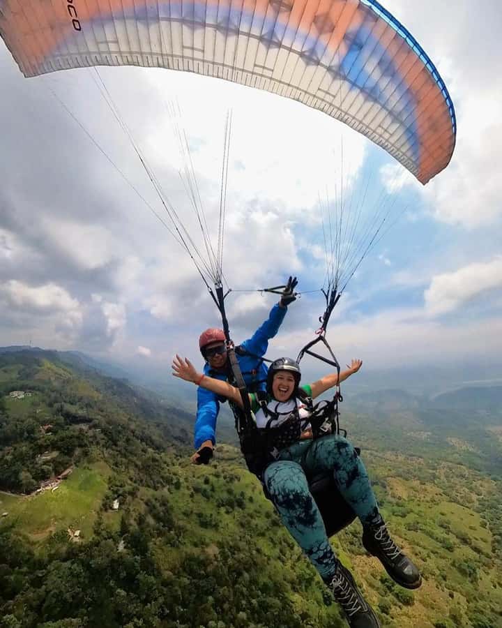 Bogota: Paragliding Flight Ticket in Guatavita - Choosing Your Launch Option: Guatavita Paragliding vs La Calera
