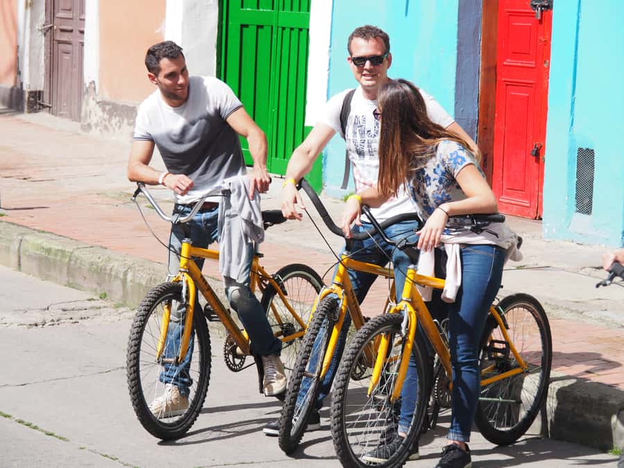 Bogotá Private Bike Tour with Transportation - Safety, pacing, and the bike setup you’ll actually want