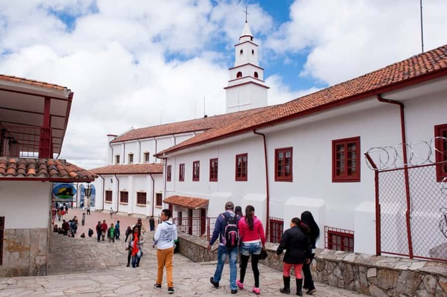 Bogotá: Private City Tour, Monserrate, Emerald and Botero - Chorro de Quevedo and the El Dorado Legend Thread