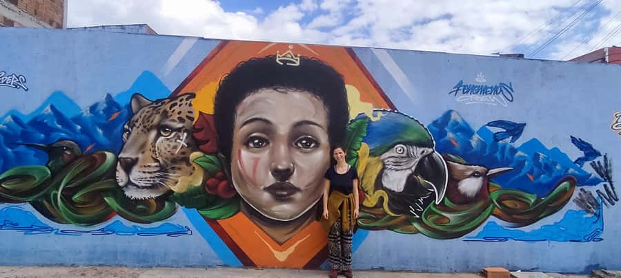 Bogotá´s Barrios: El Paraíso Favela Tour with Cable Car - Price, Time, and Real Value at Around $78