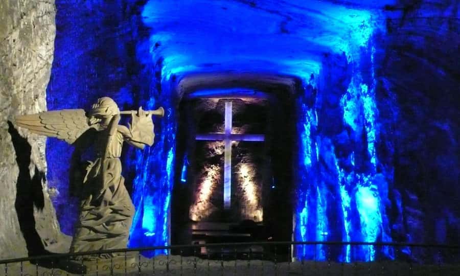 Bogotá: Salt Cathedral and Andrés Carne de res tour! - Stations of the Cross: why the layout matters more than you think