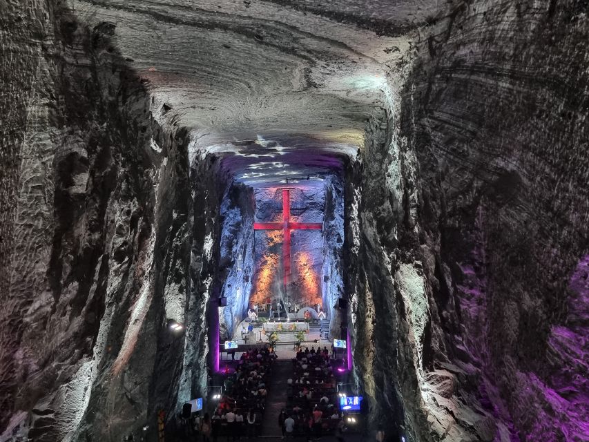 Bogotá: Salt Cathedral & Lake Guatavitá Tour with Lunch - What to bring and who should skip this tour