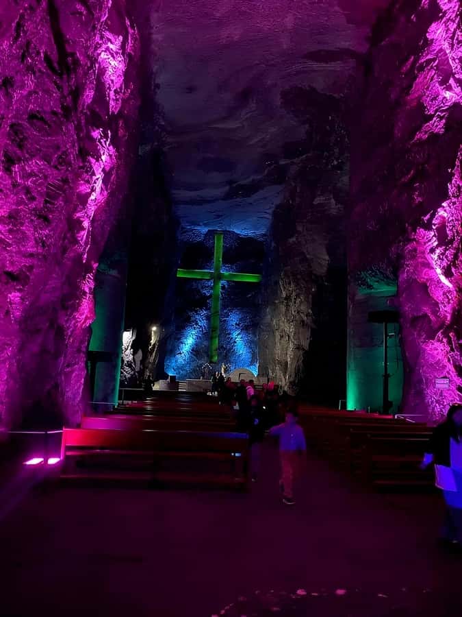 Bogotá: Salt Cathedral & Lake Guatavitá Tour with Lunch - Who will enjoy this day most?
