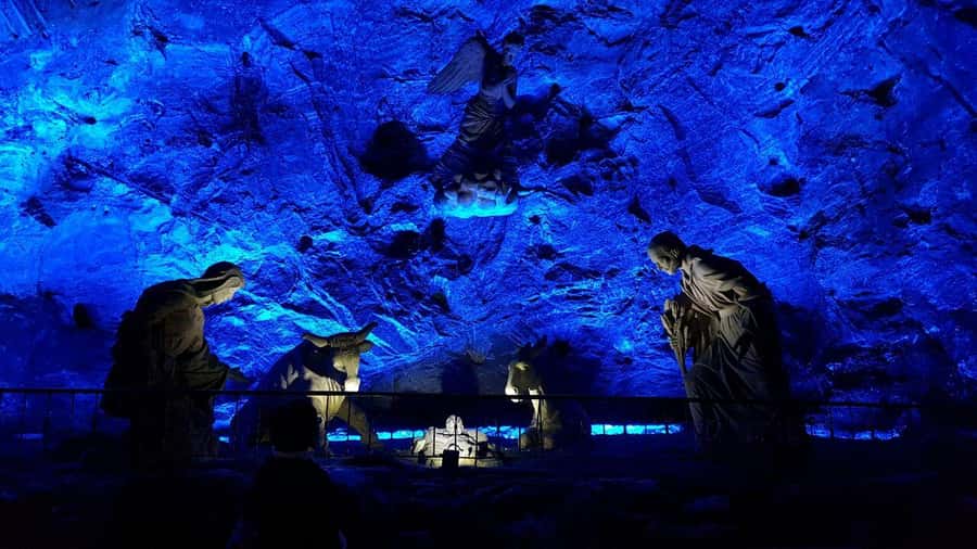Bogota: Salt Cathedral of Zipaquira Private daily Trip - The cathedral’s optional extras: miners’ experience and services