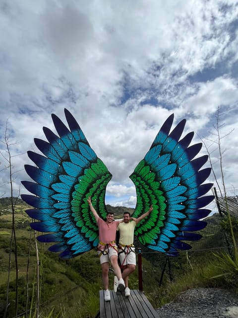 Bogota: Tour to villa de Leyva raquira casa terracota & more - Ráquira crafts time: pottery shopping with room to breathe