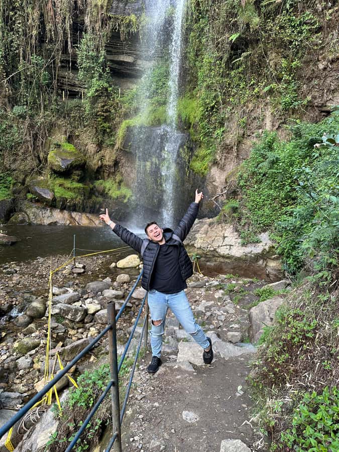 Bogotá: Visit Colombia's Highest Waterfalls & Guadalupe Hill - Stop 1: El Chiflón Waterfalls for photos and an easy warm-up walk (75 minutes)