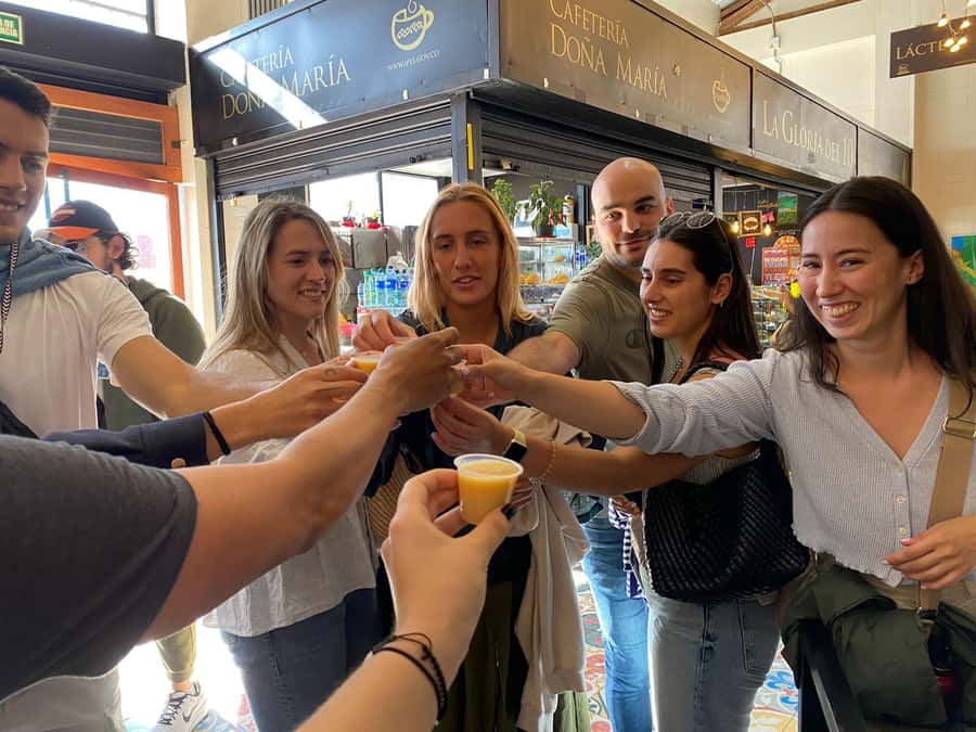 Candelaria Unveiled: Cool-tural Heritage Walking Tour - La Concordia Market and Callejón del Embudo: markets, crafts, and a funnel-shaped street