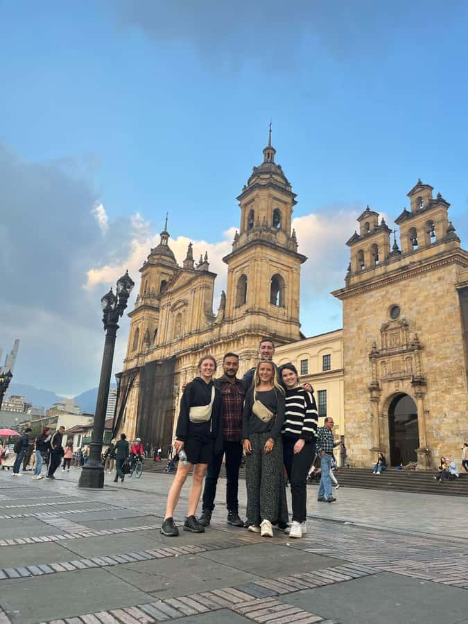 Candelaria Unveiled: Cool-tural Heritage Walking Tour - Meeting at the Policarpa Salavarrieta monument: the story starts before you walk