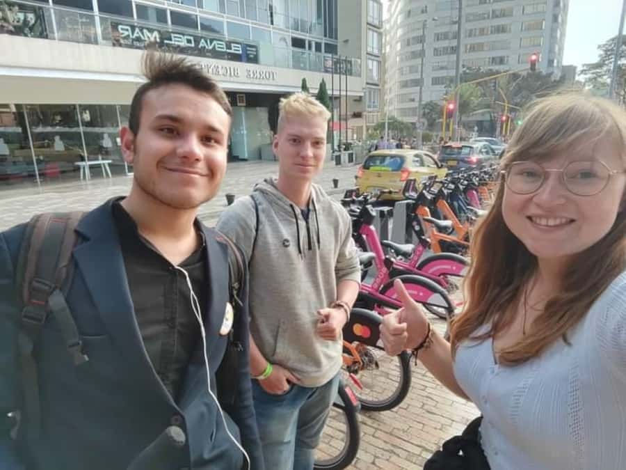 Complete Walking Tour in Bogota's Downtown - Plaza del Rosario and the emerald market reality