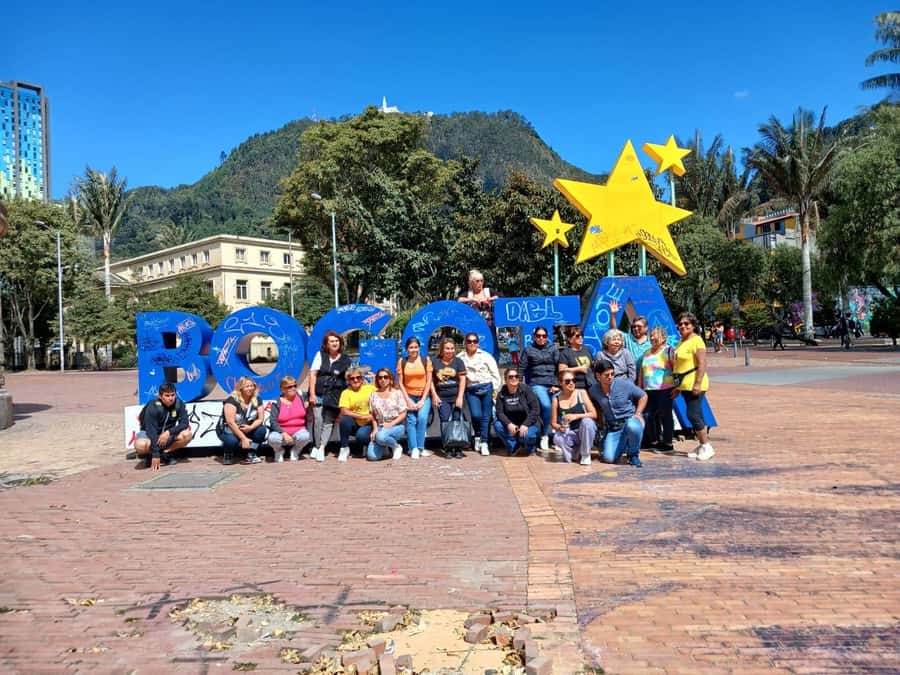 Free Walking Tour Bogotá: Arte, Historia y Café - La Candelaria cobblestones: stories behind the colonial streets