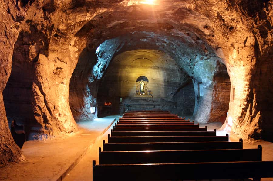 From Bogotá: Jaime Duque Park and Salt Cathedral with Lunch - Price and value of the $205 per person package