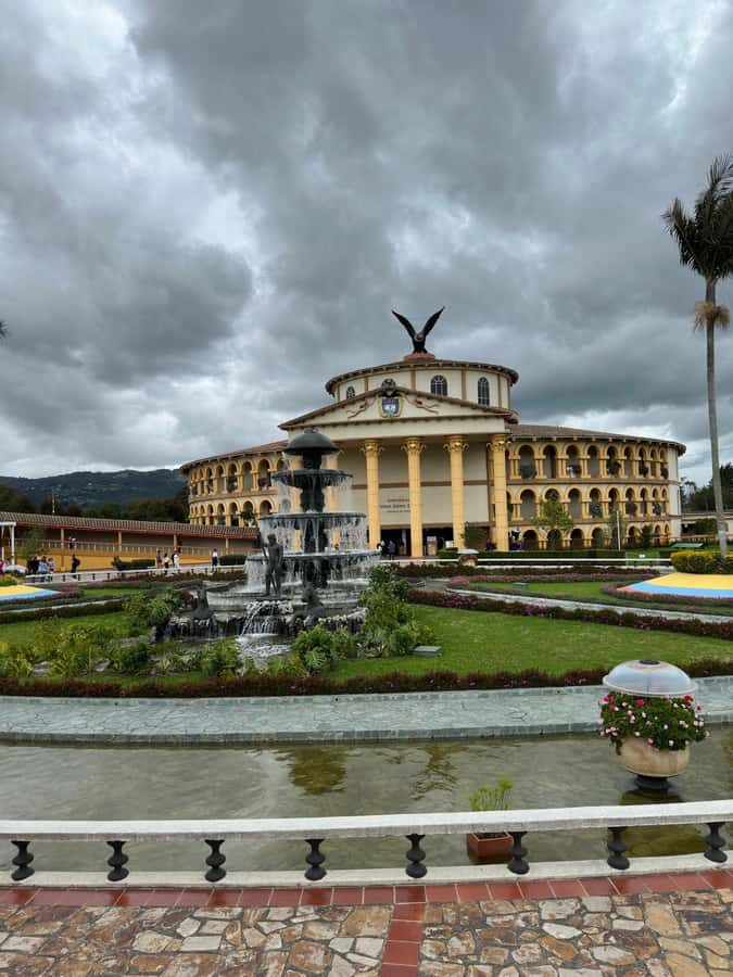 From Bogota: Jaime Duque Park and zoo with ticket included - The value of a private Parque Jaime Duque day (and what “half-day” really means)