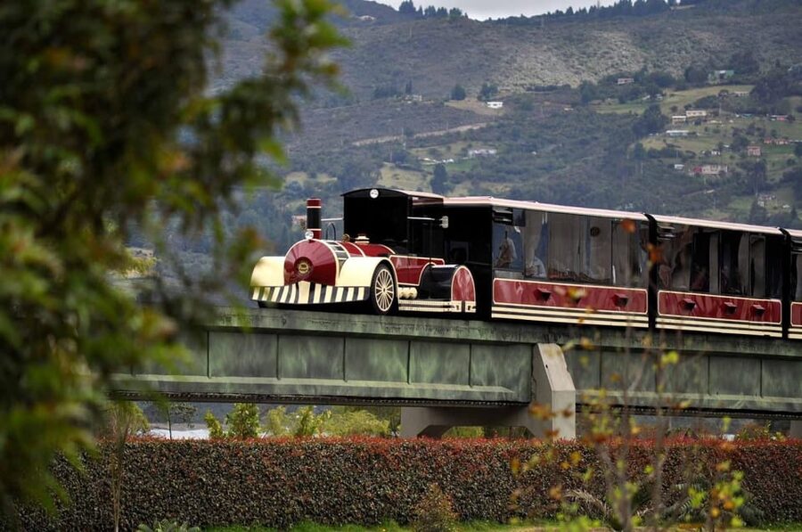 From Bogota: Jaime Duque Park and zoo with ticket included - Replica of the Caribbean Sea and Iron City: playtime with structure