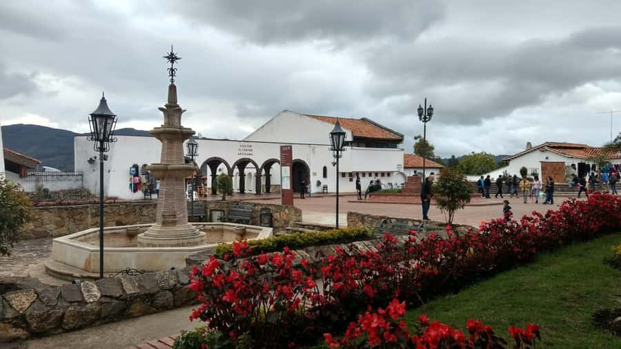From Bogotá: Lake Guatavita and the El Dorado Legend Tour - Lunch Timing and How to Make the Day Feel Comfortable