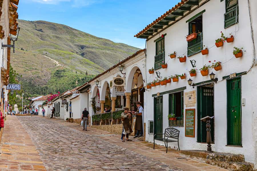 From Bogotá: Tour to Villa de Leyva, Ráquira, Casa Terracota, and Pozos Azules - Casa Terracota: a clay-built house that feels like you’re walking inside a concept