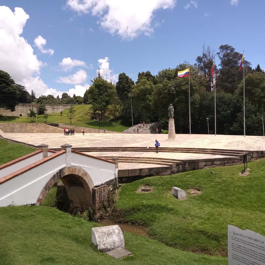 From Bogota: Villa de Leyva Day Magic Town Tour - Represa del Sisga to Villa de Leyva: a scenic reset before the historic focus