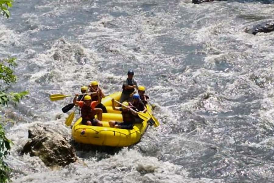 From Bogota: White Water Rafting Experience - The guide experience: bilingual support, and one watch-out