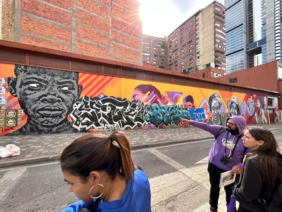 Graffiti Tour: a fascinating walk through a street art City - Meeting next to the Gold Museum: start easy, start grounded