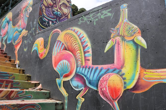 Graffiti Tour in La Candelaria Bogotá with Transportation - Seeing women street artists (and why it changes your reading)
