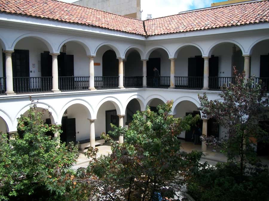 Guided Visit to Botero Museum in Bogota - 2 Hours With a Private Guide: What the Visit Feels Like