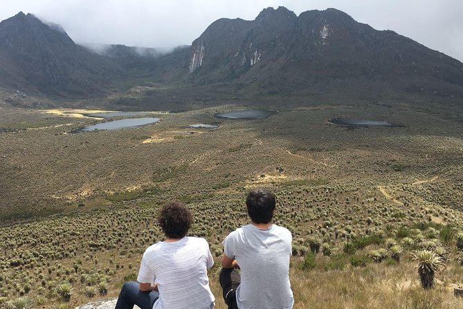 Hiking to the largest paramo on earth : Sumapaz - Bogotá pickup to the páramo edge: the drive you’ll actually enjoy