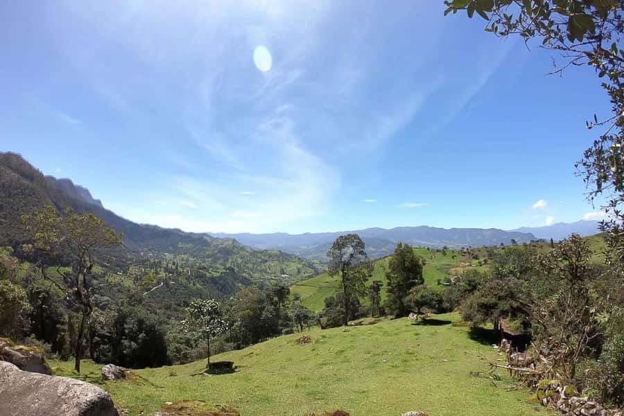 La Chorrera and Chiflon Waterfalls Private Hike Tour - How Tough Is It, Really? Slopes, Rocks, and Breathing