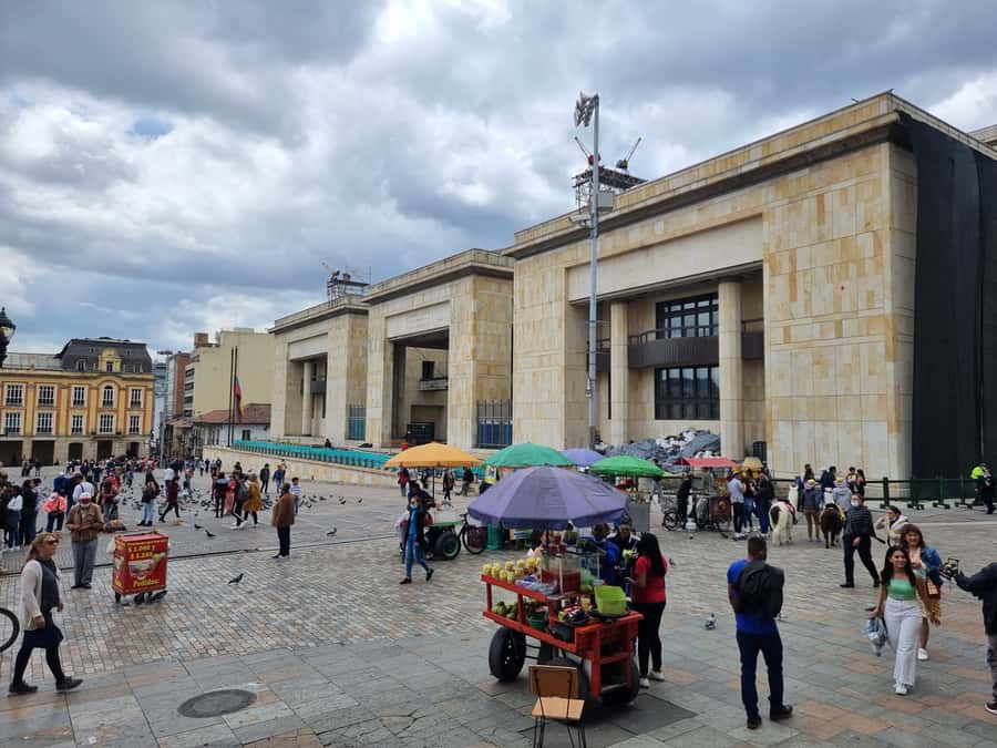 Layover City Tour or Conexion in Bogota - Private guide + driver: what “private” buys you here