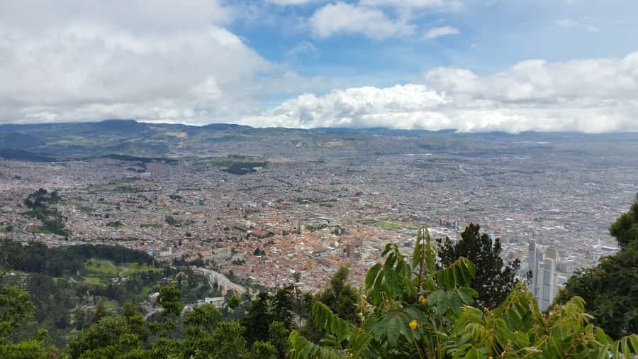 Monserrate Express tour 3 hrs - The 3-hour rhythm: hotel pickup, guided time, and breathing room