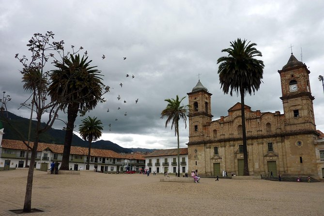 Salt Cathedral of Zipaquirá & Lake Guatavita: Private or Shared - Lunch in Guatavita: optional, plan your appetite