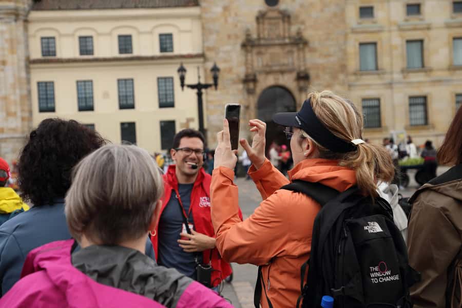 Shared Tour Colombian Conflict War, Drug Trafficking & Peace - The Historic Center Stops: What You’re Really Seeing