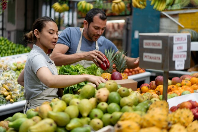 VIP Bogota City Tour: Farmers Market, Monserrate, Candelaria, 9hr - Paloquemao market: where Bogotá’s flavors start