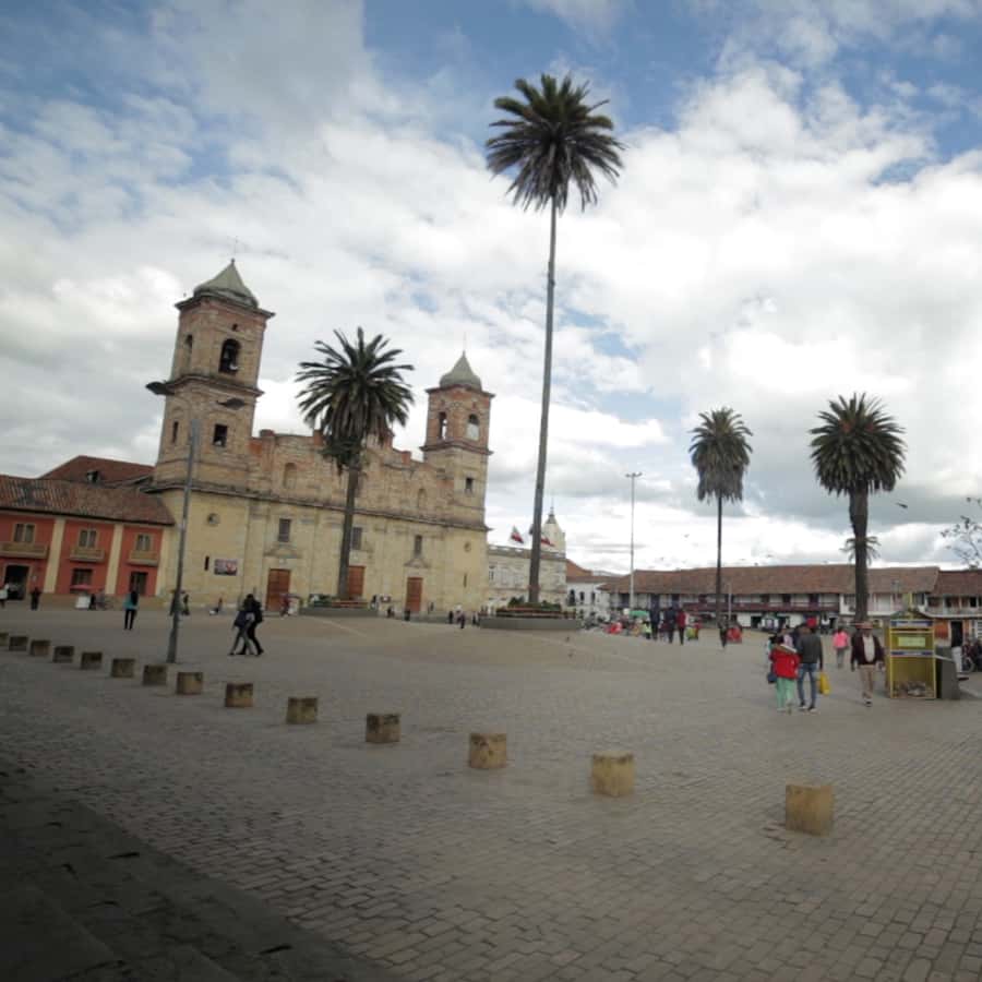 Zipaquirá: Salt Cathedral Group Tour with Pickup - Bogotá Savanna to Zipaquirá: the drive that sets the mood